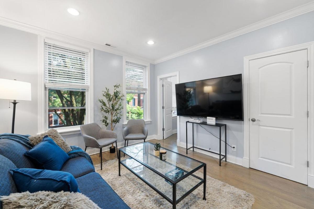 Stylish 2Br Urban Retreat In River West شيكاغو المظهر الخارجي الصورة